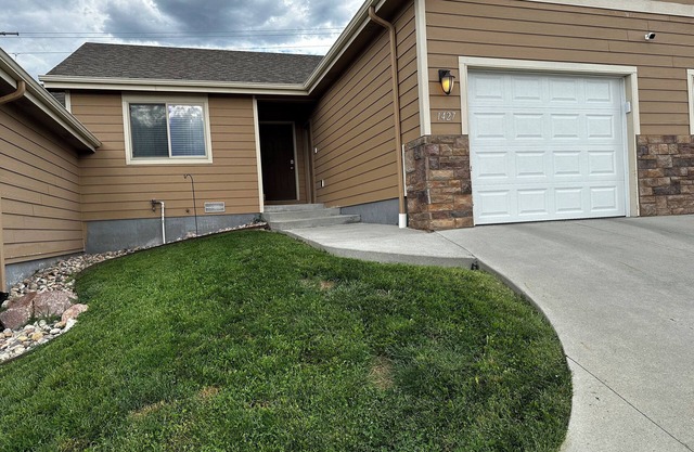 The 1427 Fairdale by O.C.G.