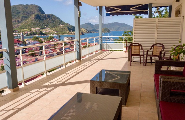 The 201 Suite - Anthurium