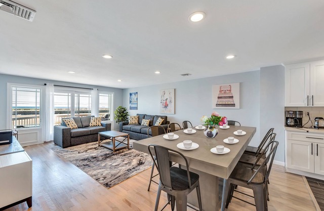 The Alexa - Beachfront