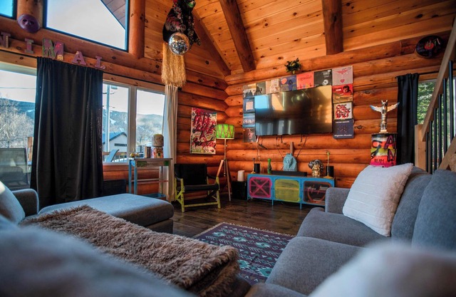 The ANIMAL | PARTY TIME | SPA AND MOUNTAIN