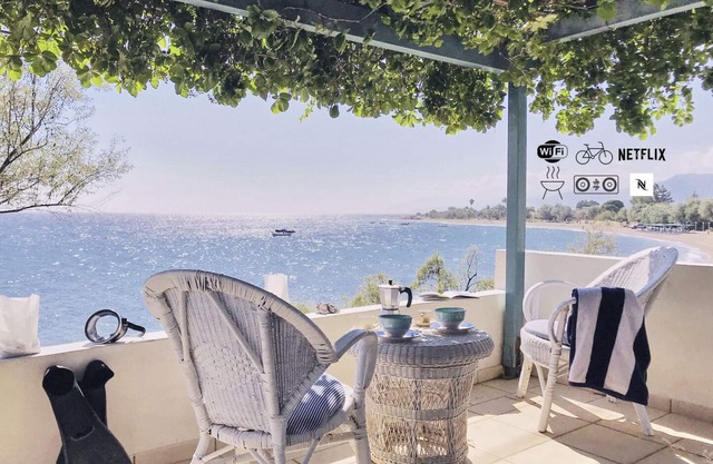 The Artist's Farm-maisonette Dir/trains/Ath/Airpor ☀️ ⛱️