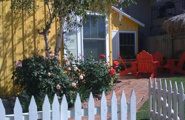 The Artists' Yellow Beach Cottage