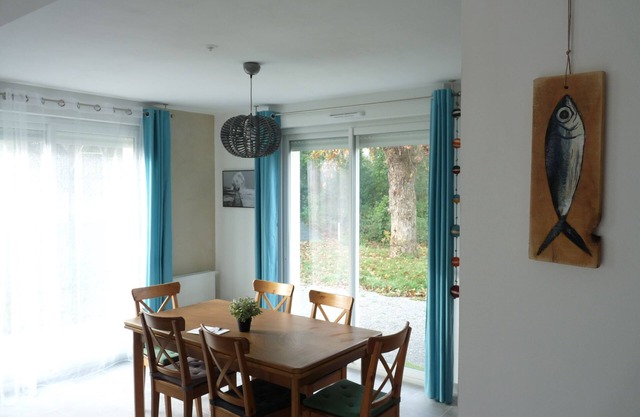 The atmosphere of a small fishing port - House for Rent in Pénestin