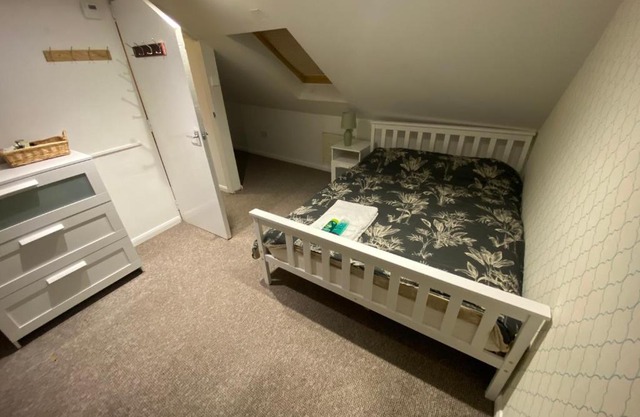 The Attic En-suite Room