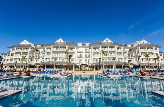 The Beach Club at Charleston Harbor Resort and Marina