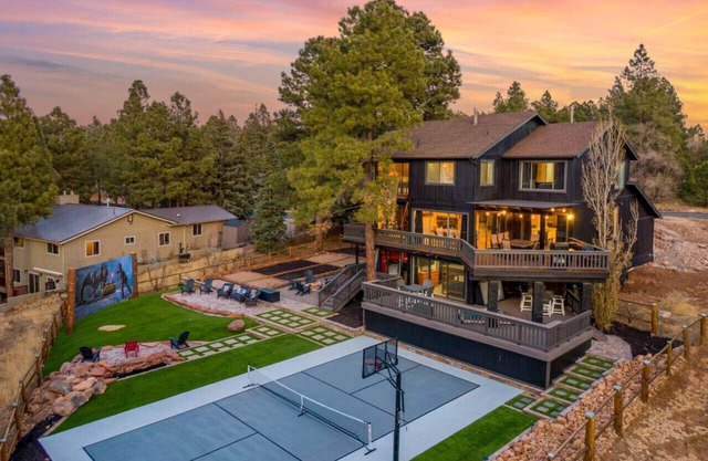 The Big Deck Spacious - Pickleball - Game Room