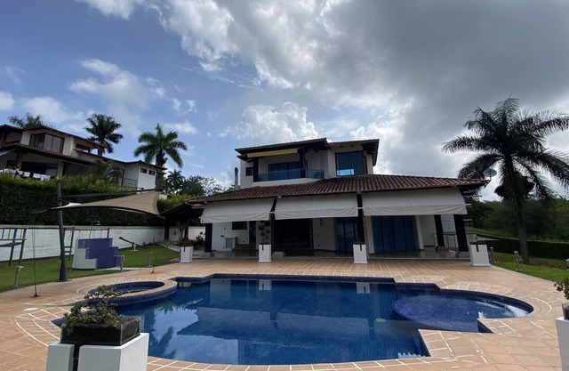 The Big House Santelmo - Pereira Risaralda