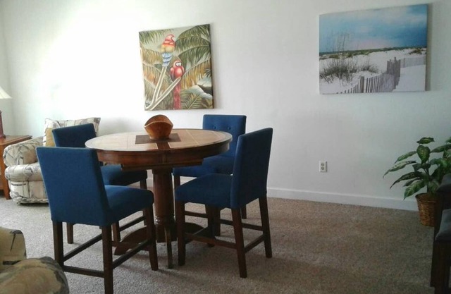 "The Bird Nest" at the Hideaway-Beautiful Views