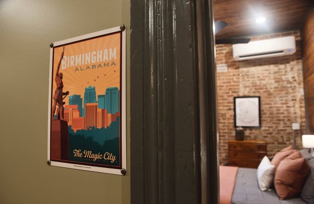 The Birmingham Room- The Buzzard's Roost Inn