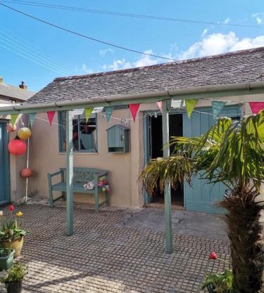 The Boathouse St Just Private Patio & Veranda