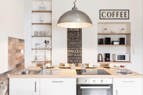 THE BREAK - Via Veneto Charming Suite