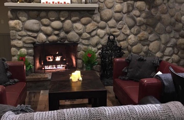 The Bulldog - One Bedroom Apartment