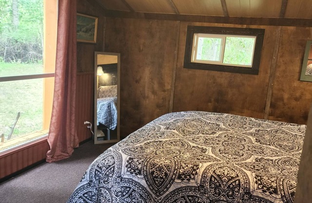 The Bunkhouse-within walking distance to Main Street Augusta