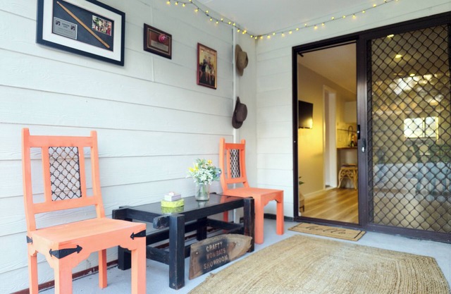The Burrow: Creative Retreat & Showroom Stay in Frog Rock