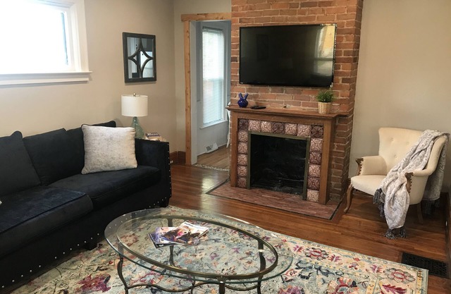 The Butterfly Garden in the City-AC Central - Big groups.