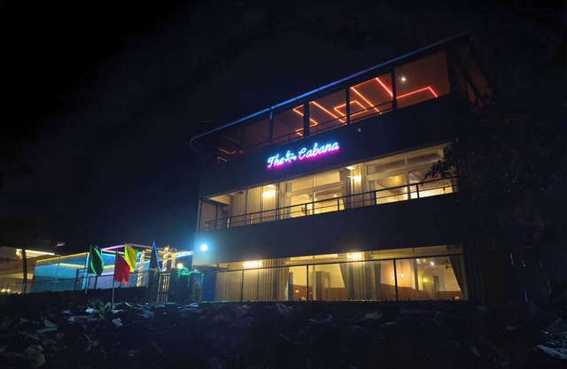 The Cabana - Luxurious Oceanfront villa in Kochi !