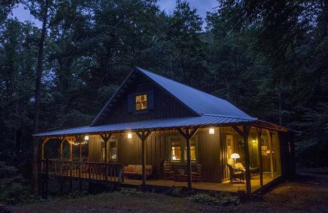 The Cabin at Little Moon Falls - Saluda, NC