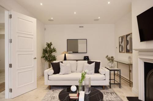 The Camden Park Place - Lovely 4BDR Flat with Garden