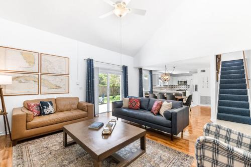 The Captians Quarters - A Unique Family Experience, close to Downtown and Beaches