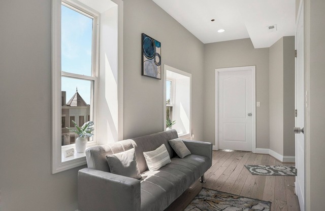 The Castle–3 Condos for Family, Friends & Business