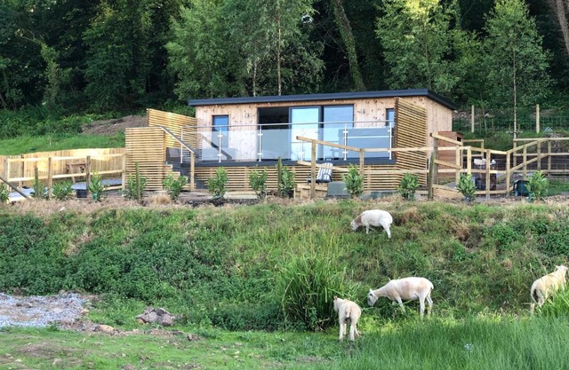 The Caswell bay hide out