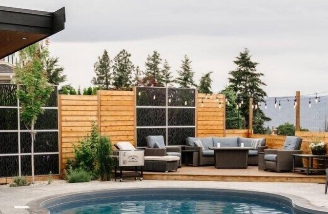 The Cavell -Upper Mission Luxury