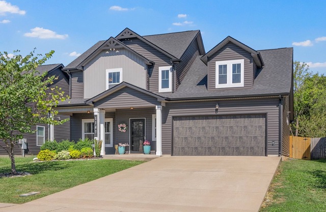 The Charcoal Cottage (1147 Eagles View Dr)