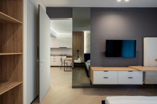 The Cortina One 1BR Apartment for 4