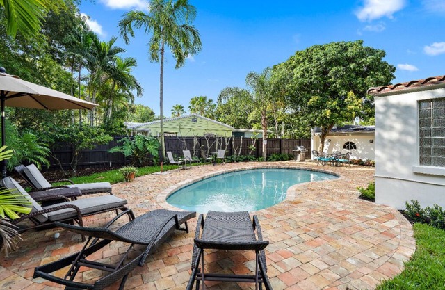 The Couple’s Paradise, Close to Downtown, Salt-Water Pool