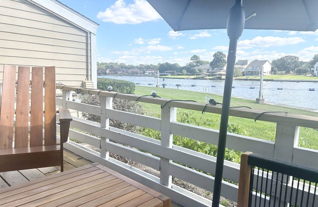 The Cove on Conroe Lakefront Oasis