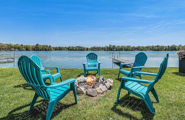 The Cozy Cottage on Beautiful Turk Lake