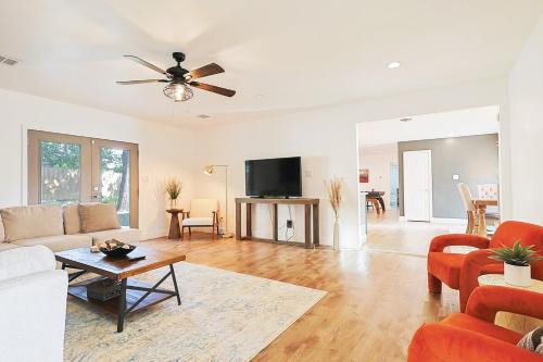 The Dallas Hub - Spacious 4BR - Prime location