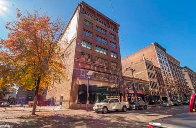 The Downtown District Loft