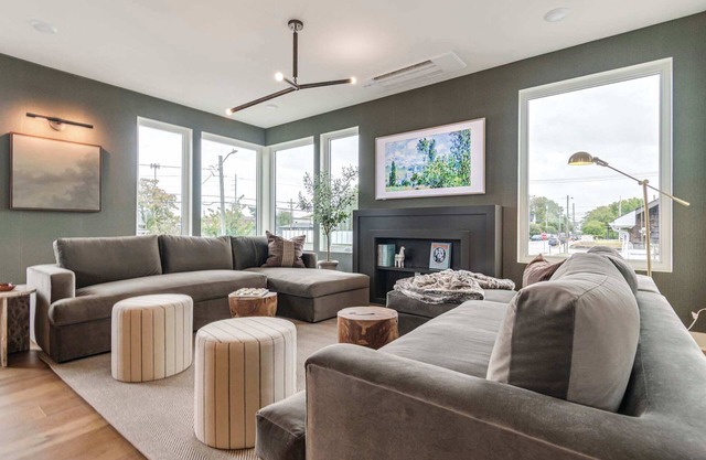 The Elmwood – Brand New, Rooftop Lounge w/Firepit