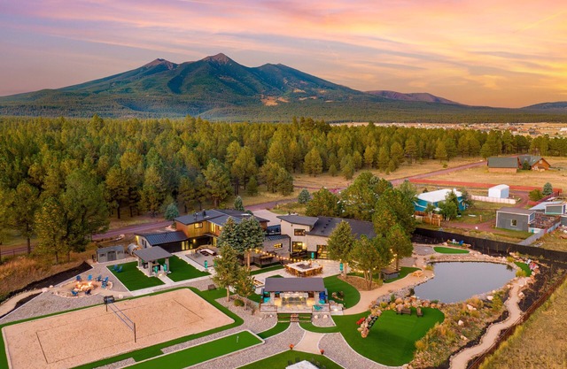 The Flagstaff Retreat | Hot Tub | Game Room | Sauna | Sleeps 26