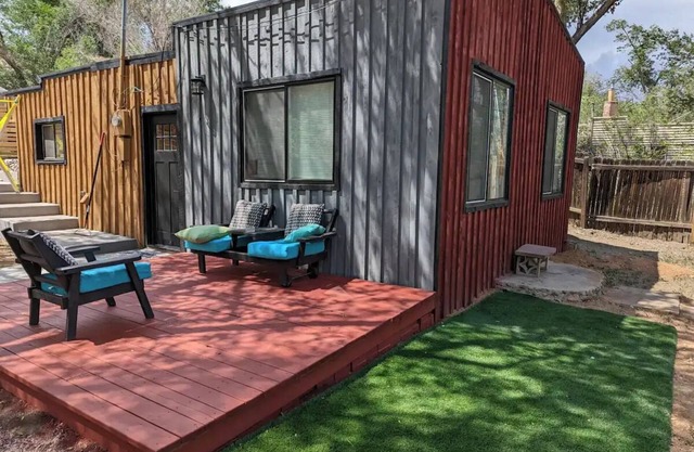 The General Store- Private and centrally locatednn