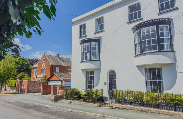 The Georgian House - Four Bedroom House, Sleeps 8