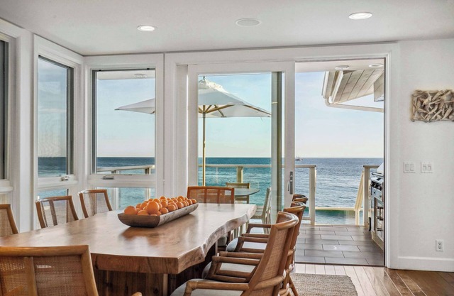 The Getaway Oceanfront Villa in Malibu by Stay Awhile