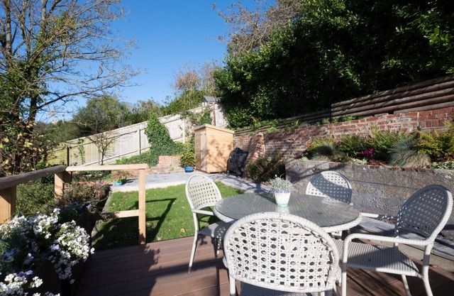 The Haven - Two Bedroom Apartment, Sleeps 4
