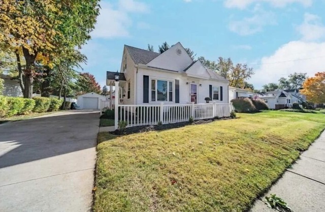 The House Hotels - 12th Street