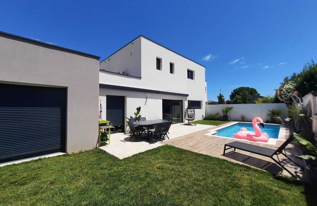 THE HOUSE IN THE SUN