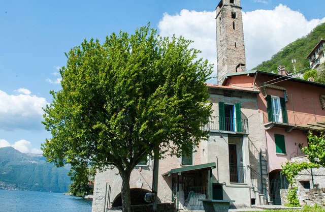 "The House of the Fisherman on Lake Como" Dwelling in Careno