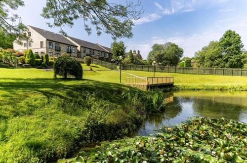 The House @ Sitwell Arms Hotel