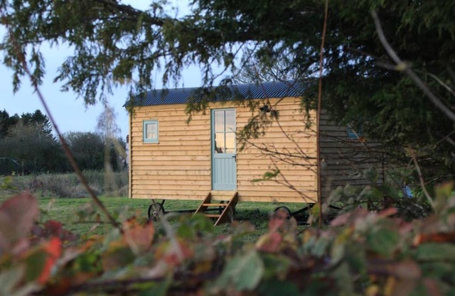 The Hut at High Street Farm