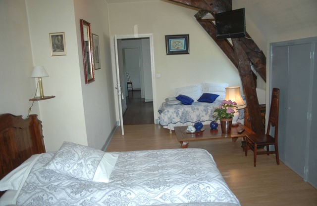 The Hydrangeas suite - quality services (in the countryside in Lourdes)
