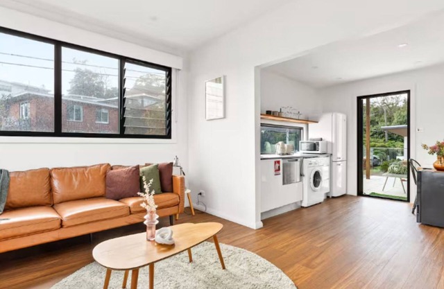 The Jitterbug - Sleeping 2 Guests