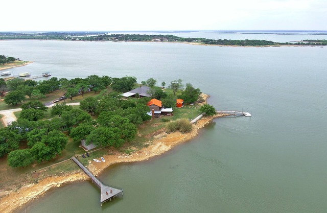 The Kokomo Lakehouse on Hubbard Creek w/Private Dock at Breckenridge Sleeps 16