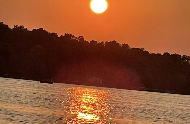 The Lake View on Belle Taine