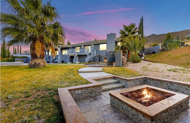 The Lakeview House, Pool, Jacuzzi,Game Room,4 bedrooms