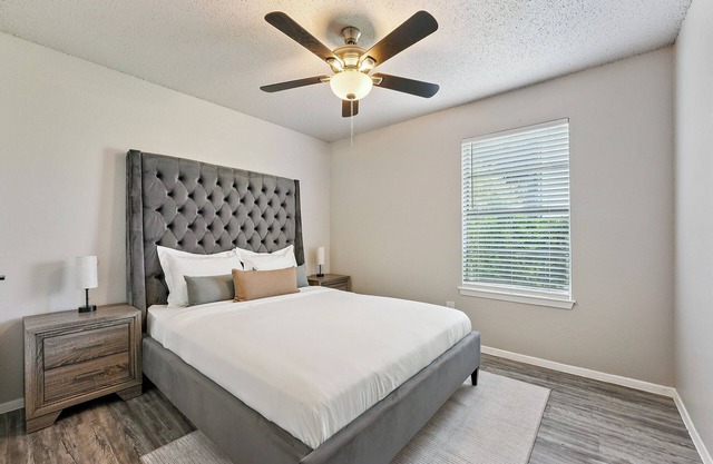 The Landry 188 | Spacious and Cozy 2 Bedroom 1bth